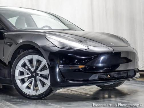 2022 Tesla Model 3 Base