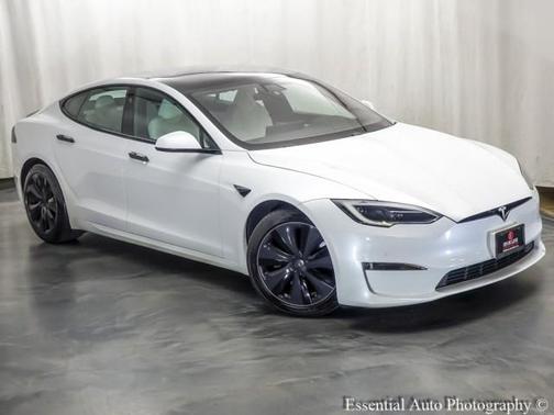 2022 Tesla Model S Plaid