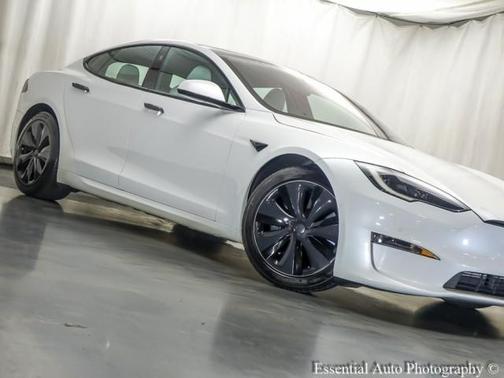 2022 Tesla Model S Plaid