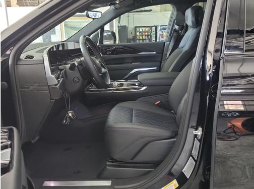 2025 Cadillac Escalade IQ Luxury 1