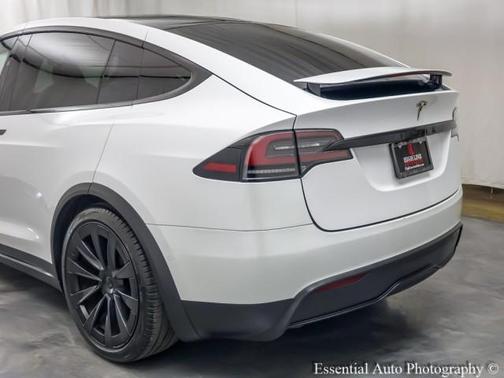 2022 Tesla Model X Base