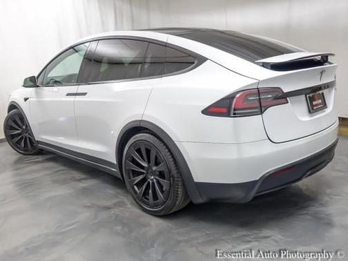 2022 Tesla Model X Base