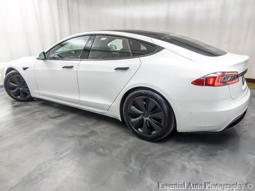 2022 Tesla Model S Base