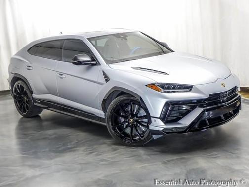 2023 Lamborghini Urus S