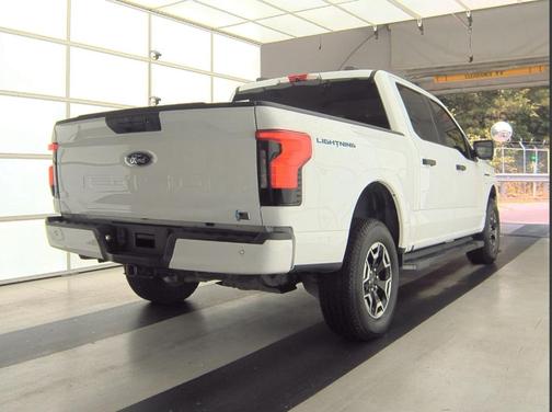 2022 Ford F-150 Lightning XLT