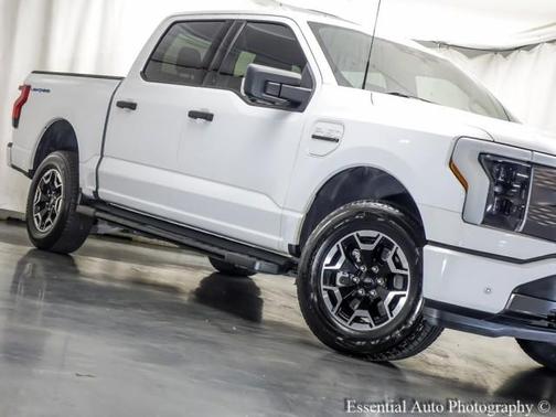 2022 Ford F-150 Lightning XLT