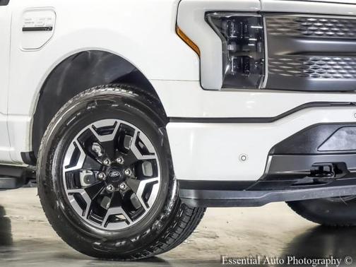 2022 Ford F-150 Lightning XLT