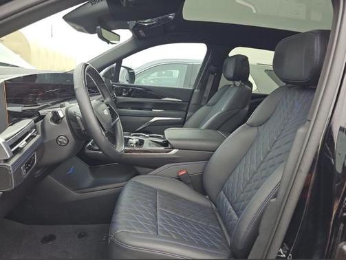 2025 Cadillac Escalade IQ Sport 1