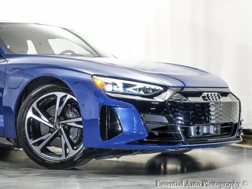 2022 Audi e-tron GT Prestige