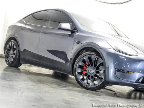 Midnight Silver Metallic 2022 Tesla Model Y Performance