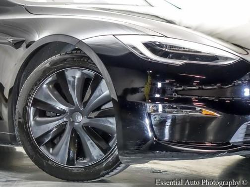 2022 Tesla Model S Base