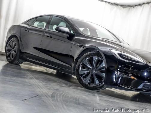 2022 Tesla Model S Base