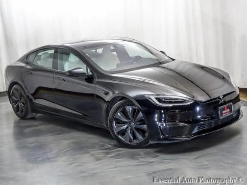 2022 Tesla Model S Base