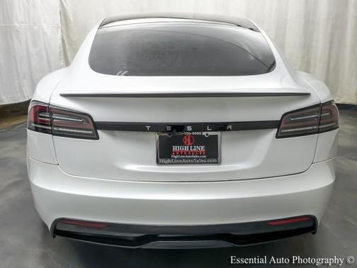 2024 Tesla Model S Plaid