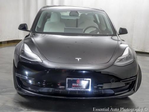 2022 Tesla Model 3 Base
