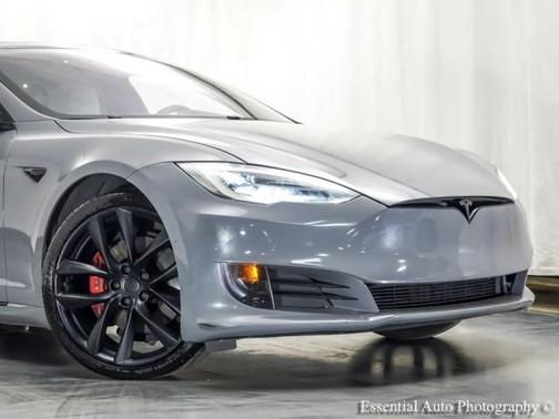 Nardo Gray 2019 Tesla Model S P100D