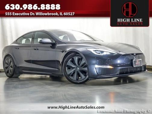 Midnight Silver Metallic 2023 Tesla Model S HW4