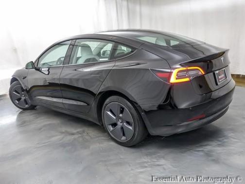 2022 Tesla Model 3 Base