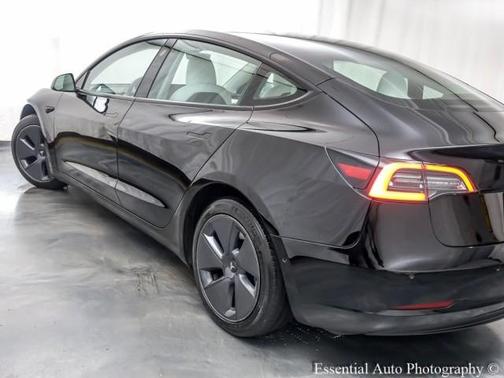 2022 Tesla Model 3 Base