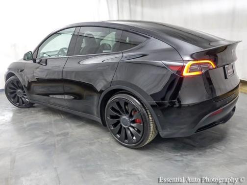 2023 Tesla Model Y Performance