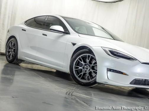 2022 Tesla Model S Base