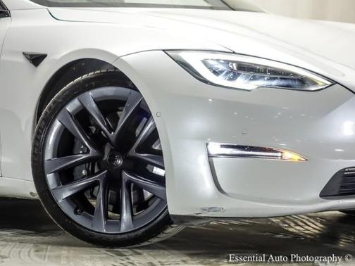 2022 Tesla Model S Base