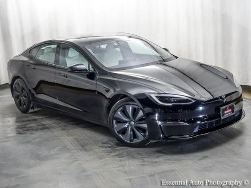 2022 Tesla Model S Plaid