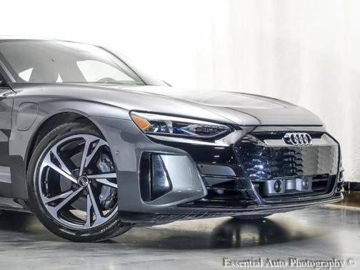 2022 Audi e-tron GT Prestige