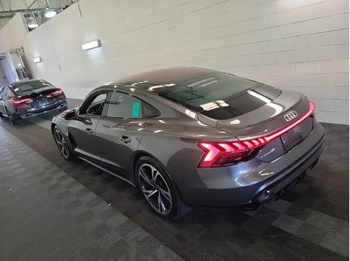 2022 Audi e-tron GT Prestige