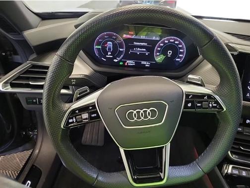 2022 Audi e-tron GT Prestige