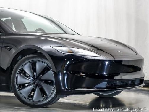 2024 Tesla Model 3 Long Range