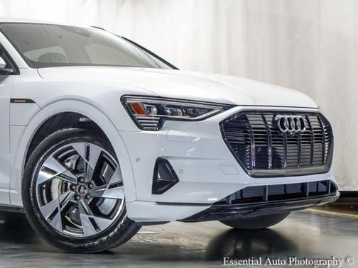 2021 Audi e-tron Premium