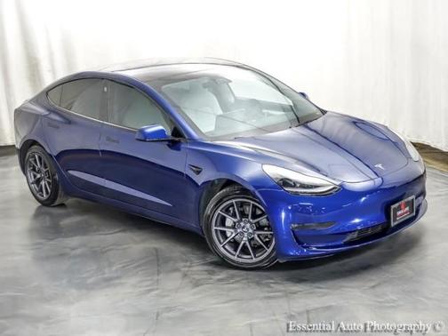 Deep Blue Metallic 2022 Tesla Model 3 Long Range