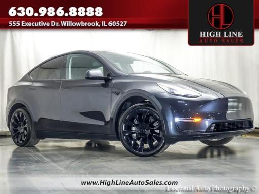 Stealth Gray 2024 Tesla Model Y Long Range