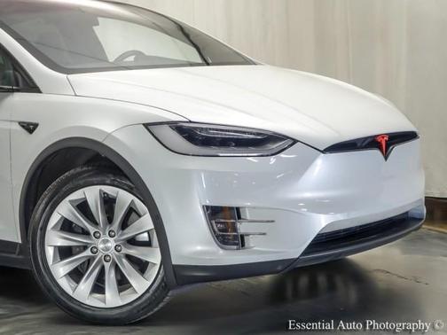 Pearl White Multi 2019 Tesla Model X Long Range