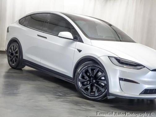 2022 Tesla Model X Base