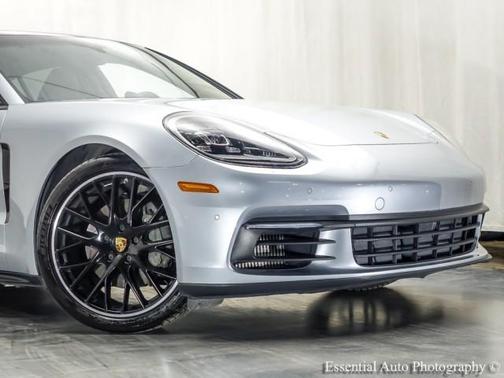 2018 Porsche Panamera 4S
