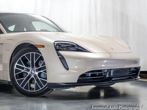 2021 Porsche Taycan Base