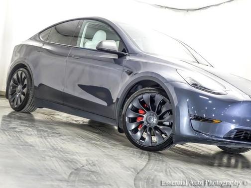 2023 Tesla Model Y Performance