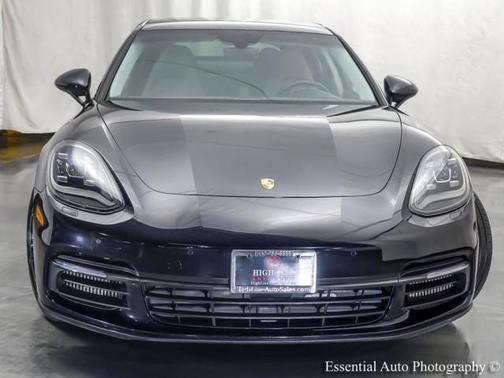 2019 Porsche Panamera 4