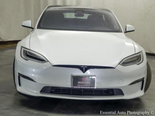2022 Tesla Model S Base
