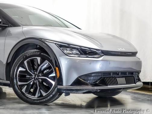 2022 Kia EV6 Wind