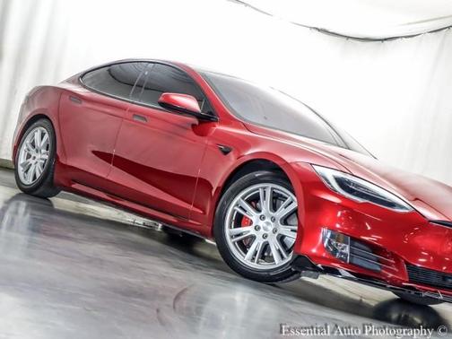 2020 Tesla Model S Performance
