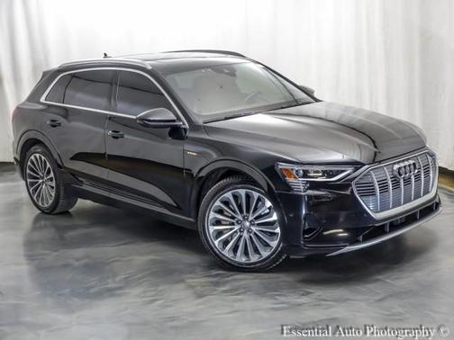 2019 Audi e-tron quattro Premium Plus