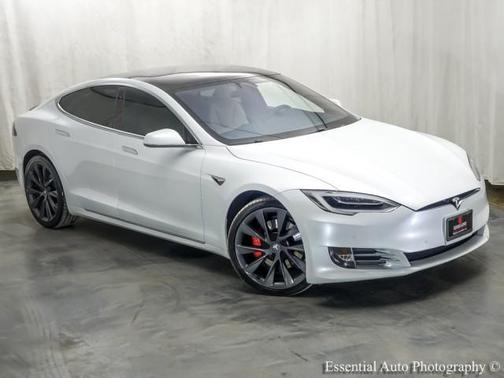 2020 Tesla Model S Performance