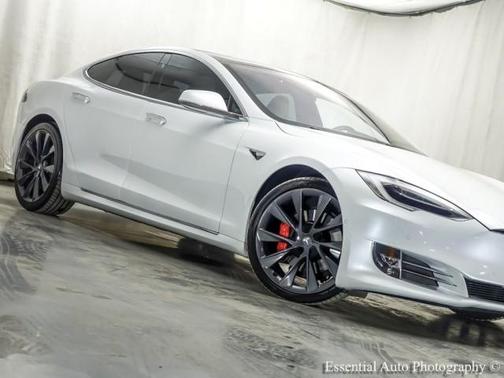 2020 Tesla Model S Performance