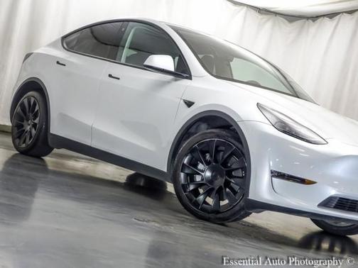 2022 Tesla Model Y Long Range