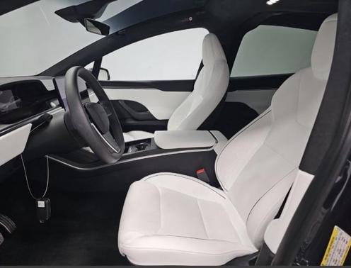 2024 Tesla Model X Plaid