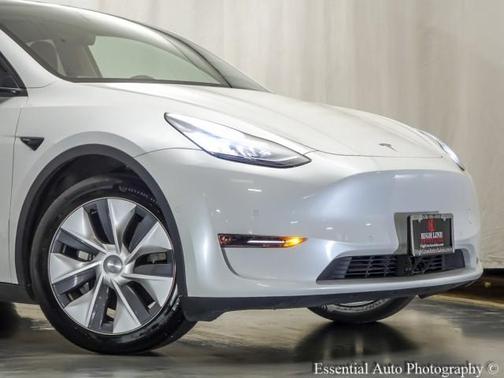 2020 Tesla Model Y Performance