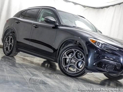 2021 Alfa Romeo Stelvio Base